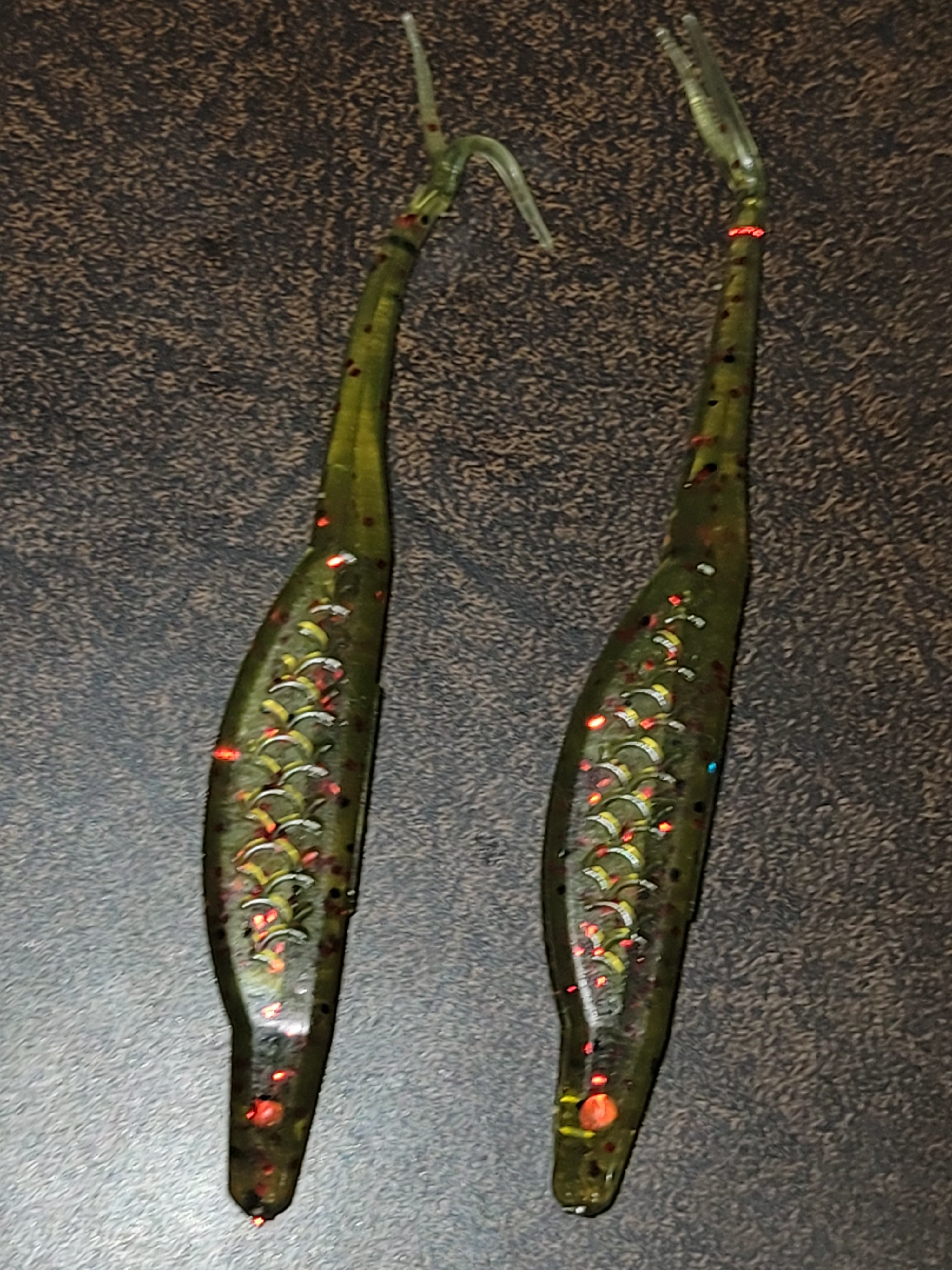 Angled Split Tailed Crush