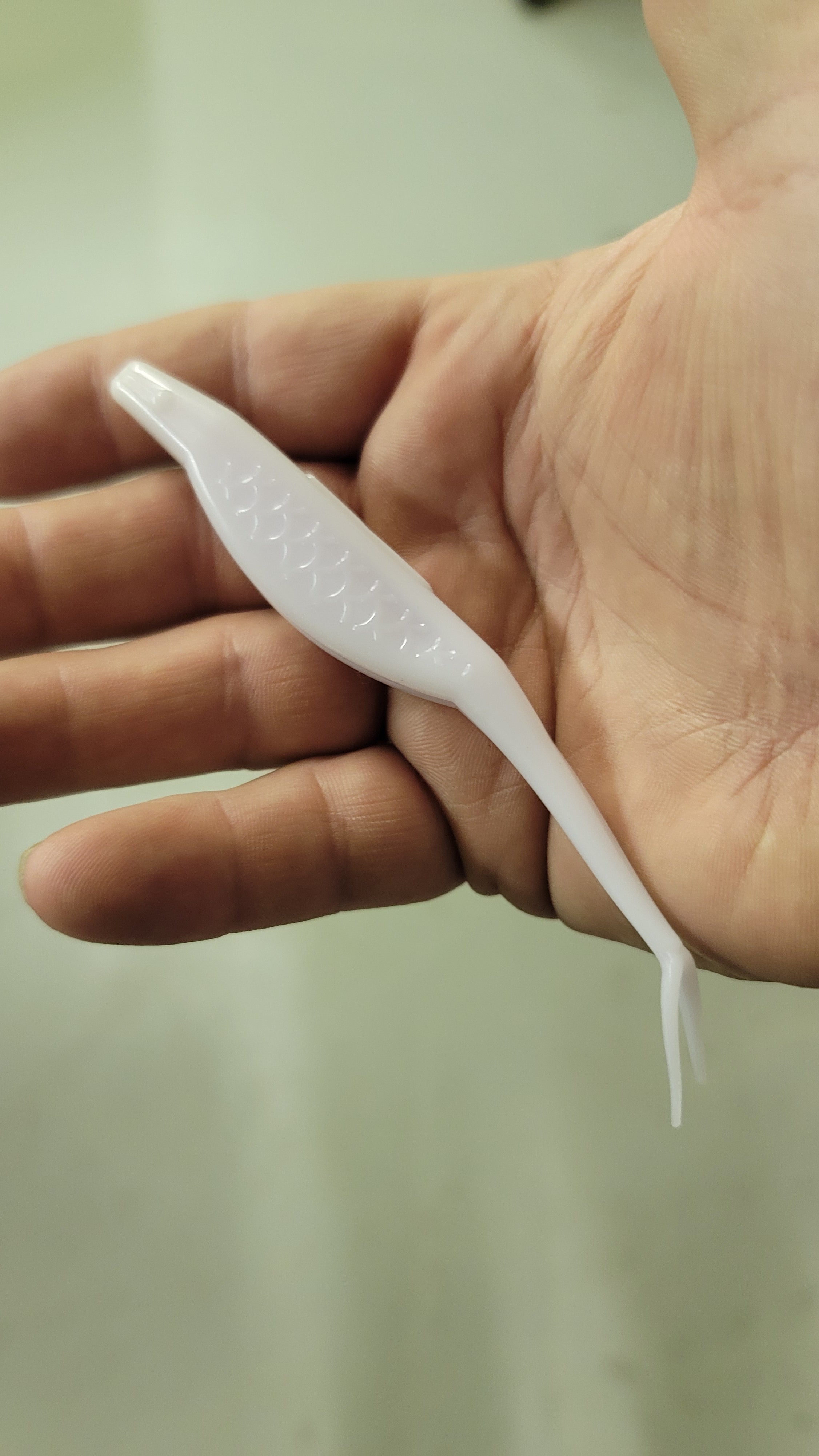 Angled Split Tailed Crush