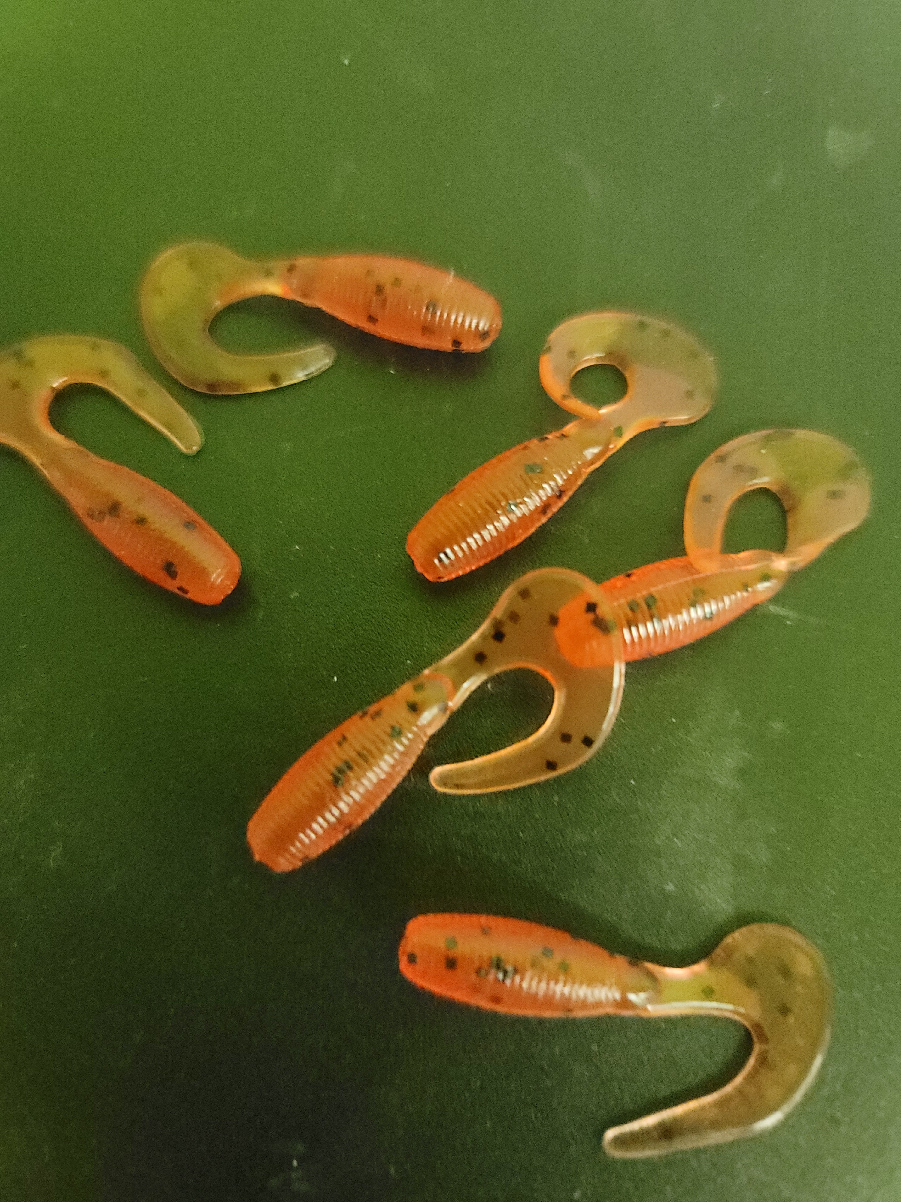 Minnow Grub 2.0"