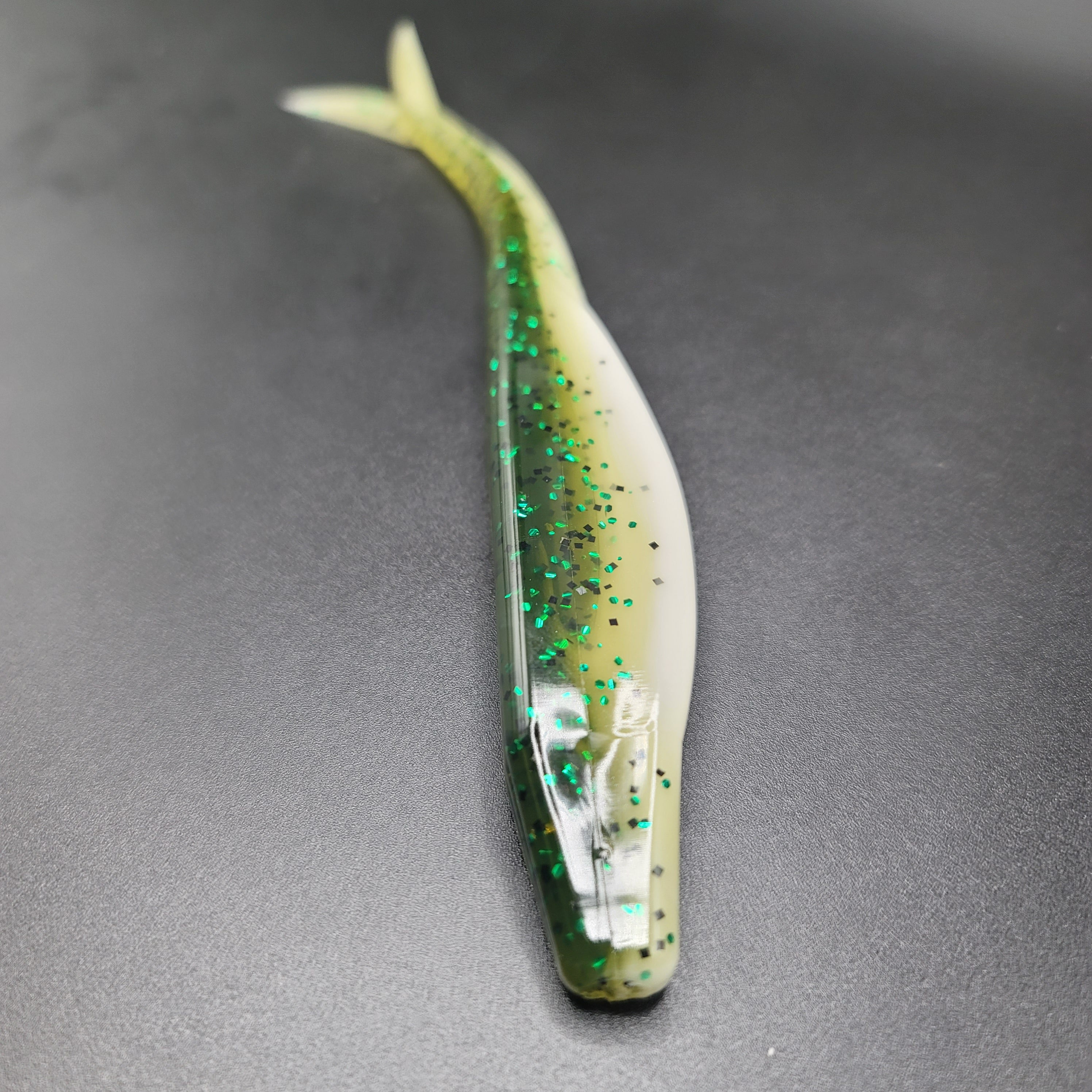 Mega Split Tail Crush