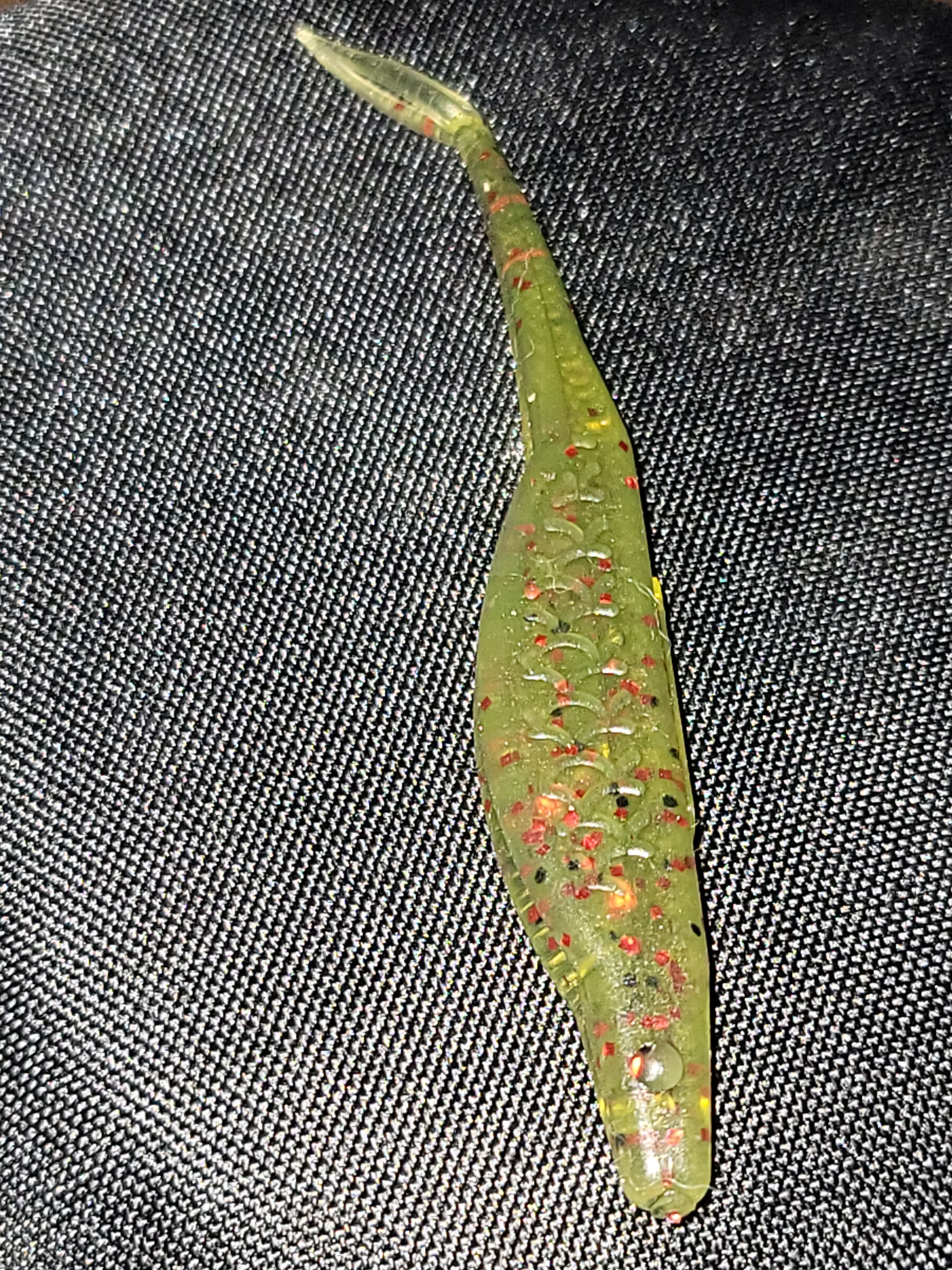 Angled Split Tailed Crush